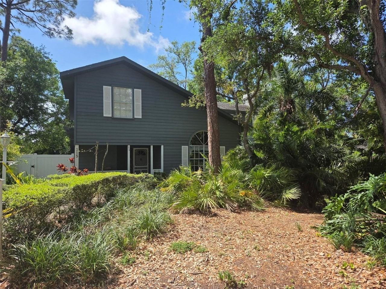 215 48th St Nw - Photo 4 of 37