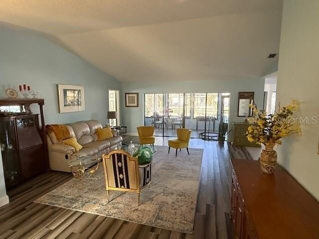 40 Comanche Ct - Photo 4 of 21