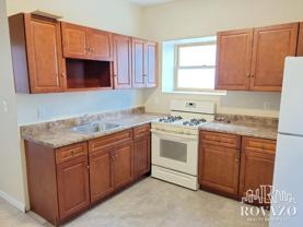 959 Grove St #1R2R - Photo 1 of 1