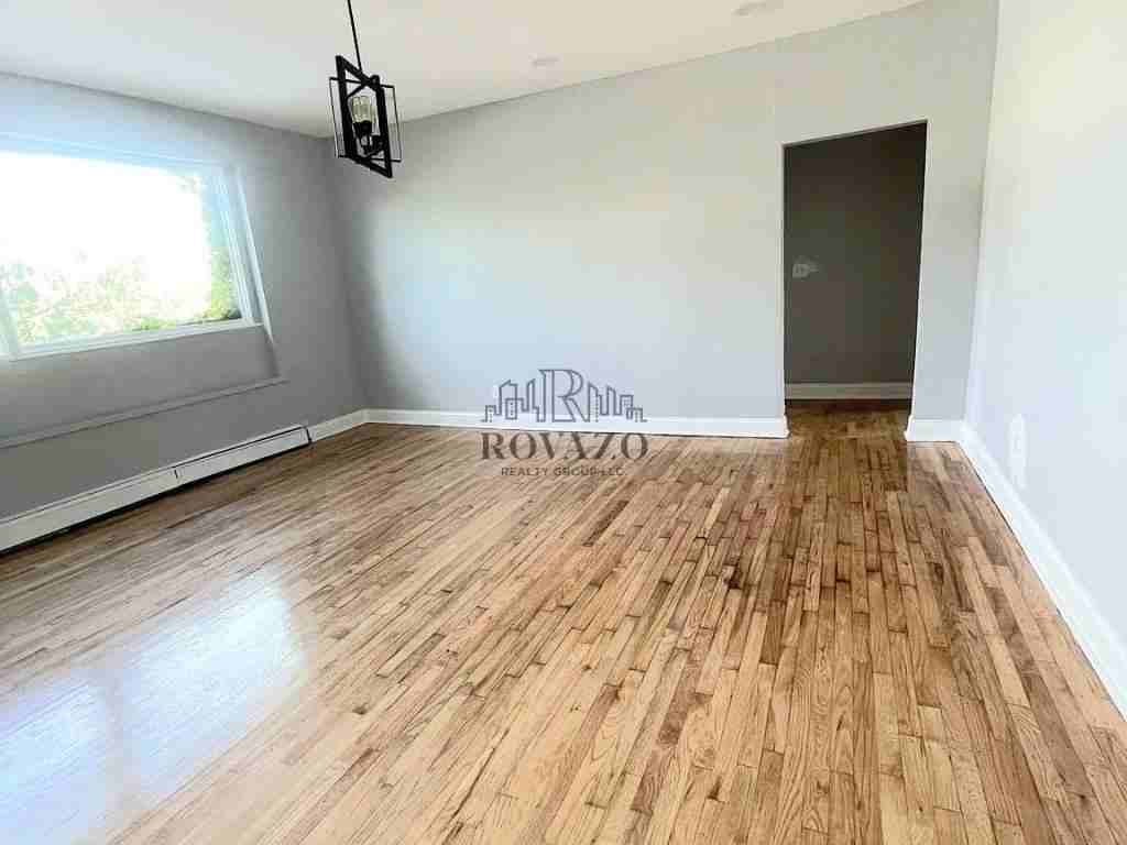 138 Clinton Ave #2F - Photo 3 of 3