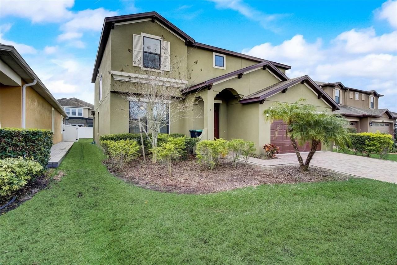 3426 Puxton Dr - Photo 2 of 28