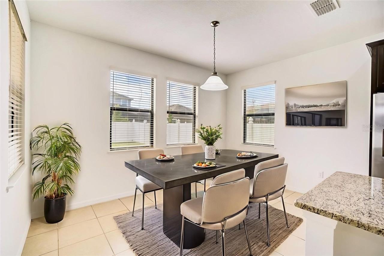 3426 Puxton Dr - Photo 7 of 28