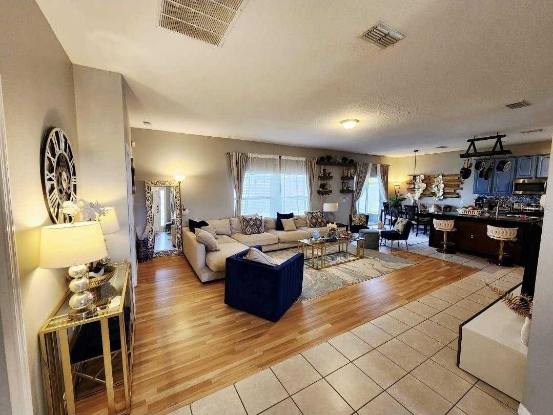 3132 Regal Darner Dr - Photo 3 of 27