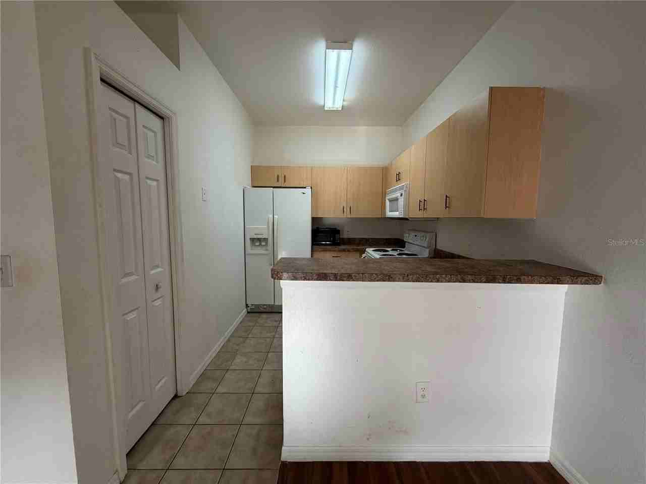 353 Port Pleasant Dr #353 - Photo 5 of 16