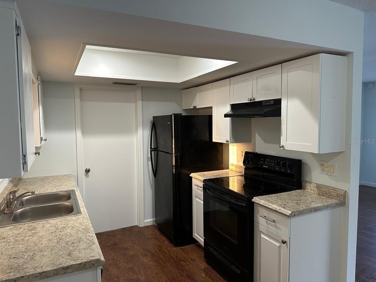 11248 Sw 76th Ter - Photo 5 of 17