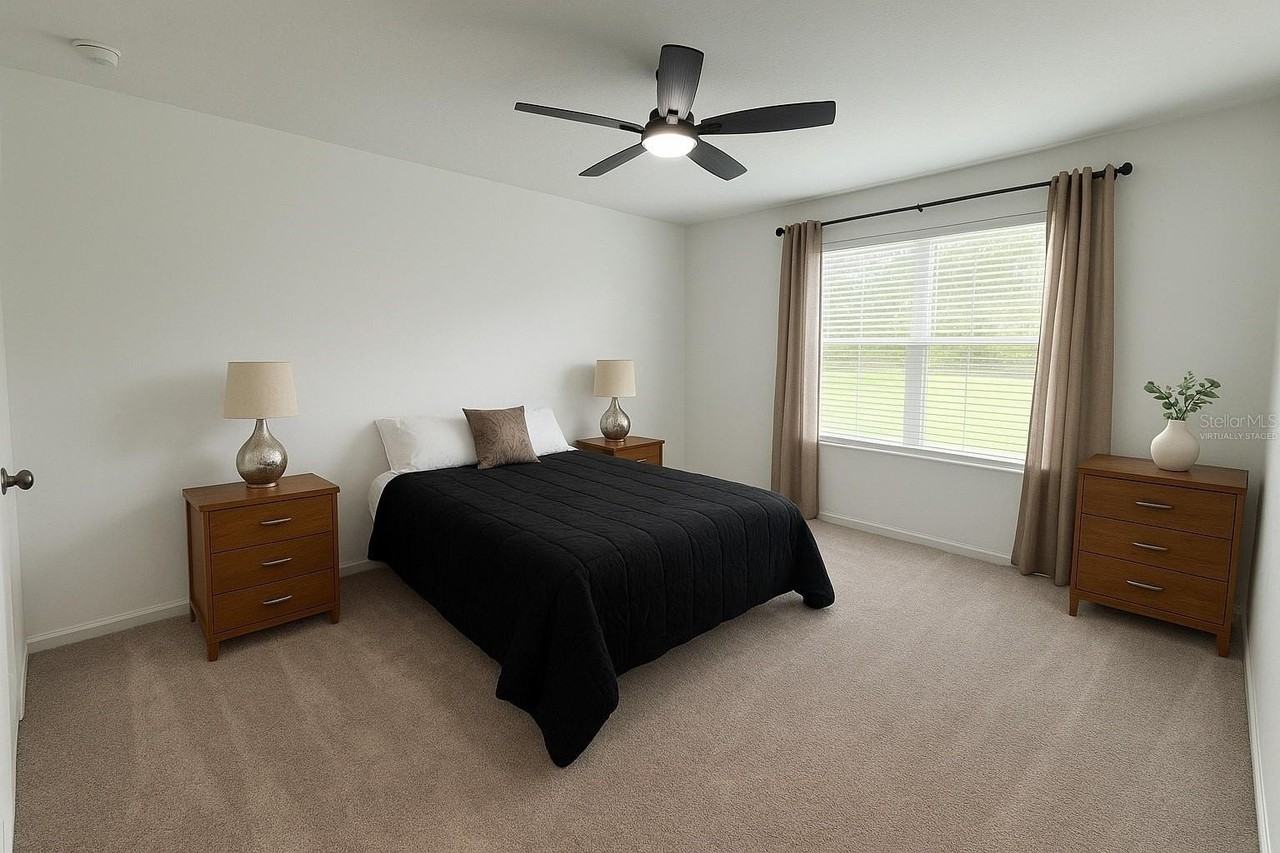 11925 Sylvia St - Photo 4 of 45