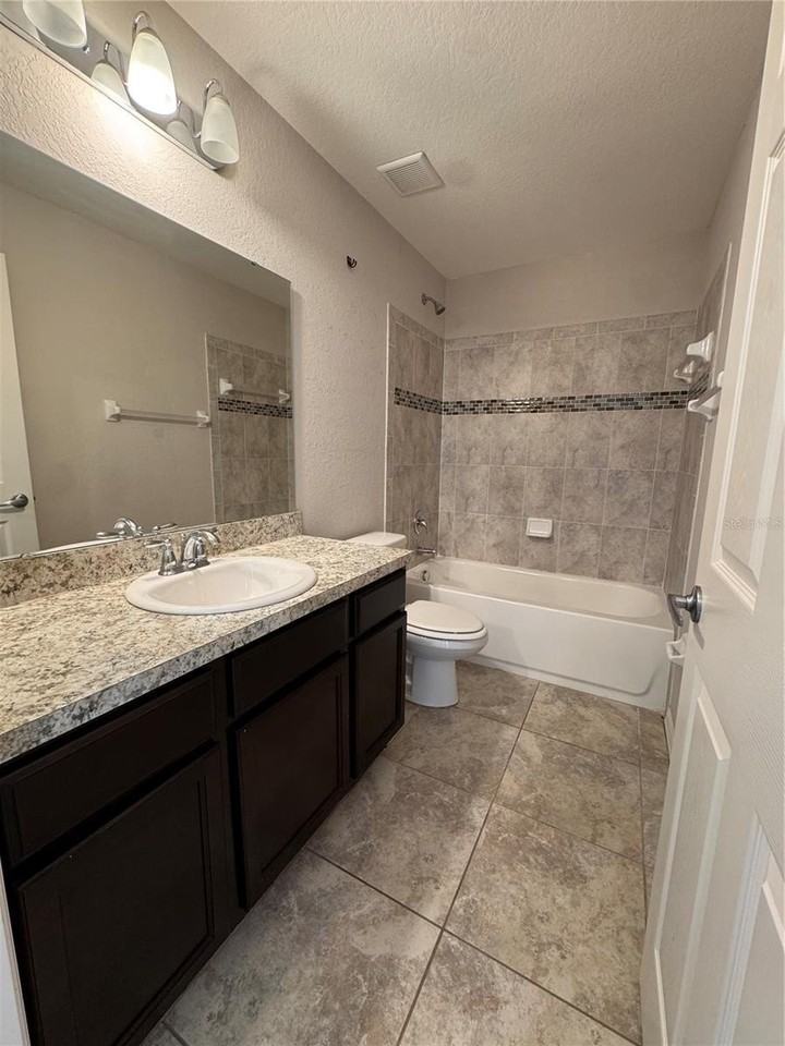 5051 Cactus Needle Ln - Photo 3 of 14