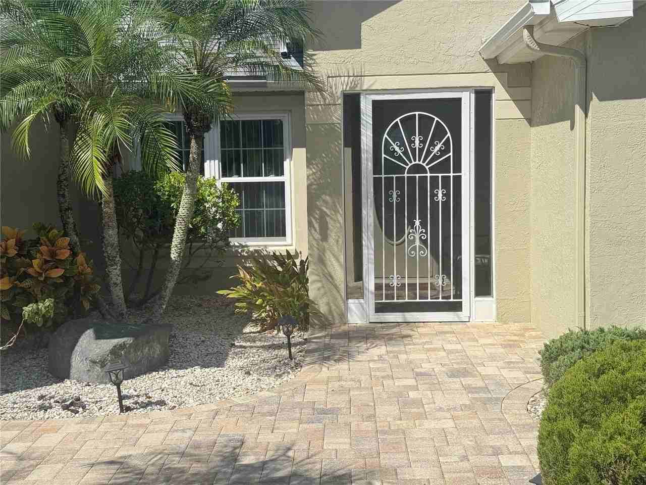 2214 N Creek Ct - Photo 5 of 45