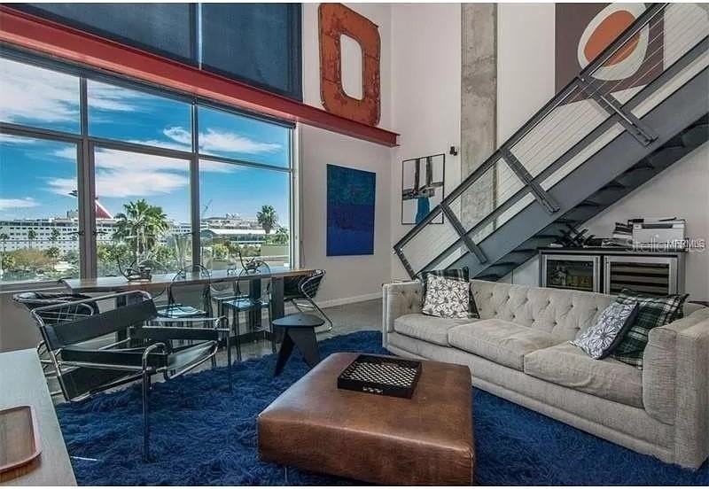 101 S 12th St #410 - Photo 4 of 12