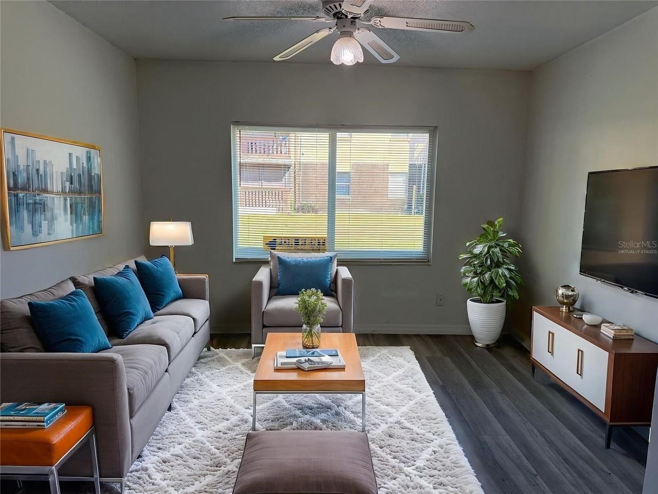 9013 Westchester Cir #32 - Photo 2 of 18