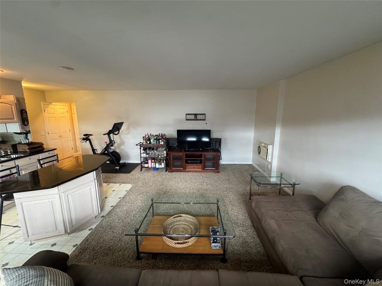 25 Elizabeth St #2F - Photo 5 of 13