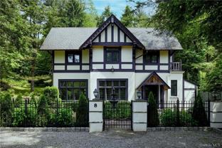 8 Old Park Rd - Photo 1 of 1