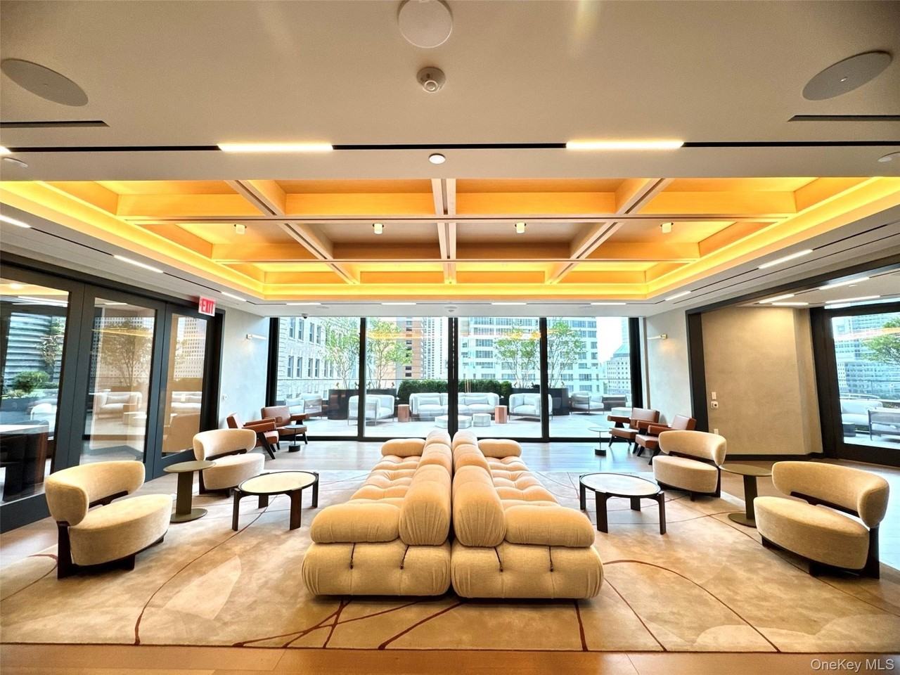 125 Greenwich St #28B - Photo 6 of 42