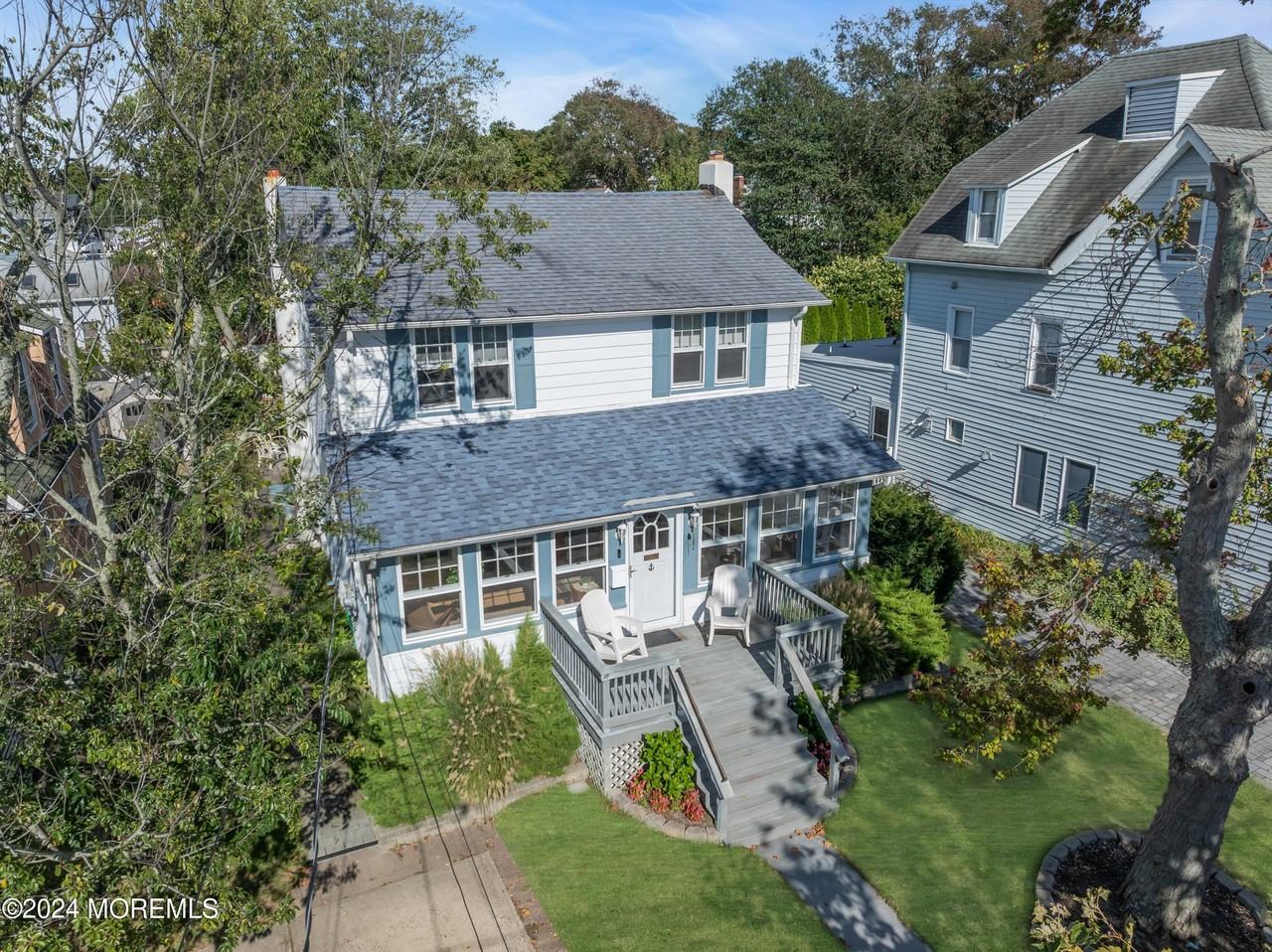 424 Burlington Ave - Photo 2 of 47