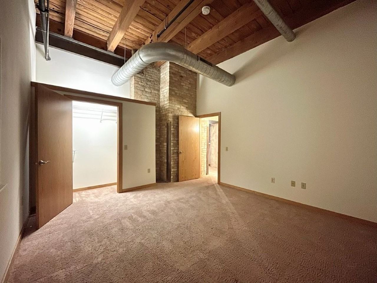 Historic Fifth Ward Lofts - Photo 6 of 38