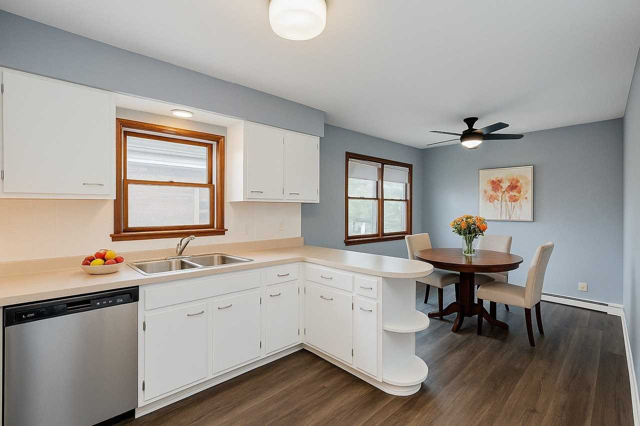 226 Callan Ave #3 - Photo 7 of 37