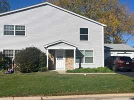 featured image of 1381 N Glen Cir #A