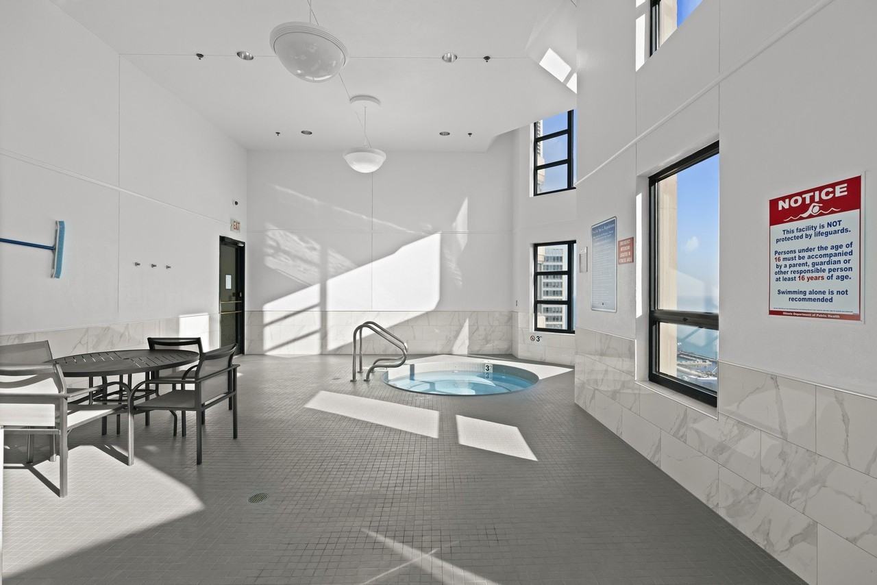 401 E Ontario St #2409 - Photo 5 of 14