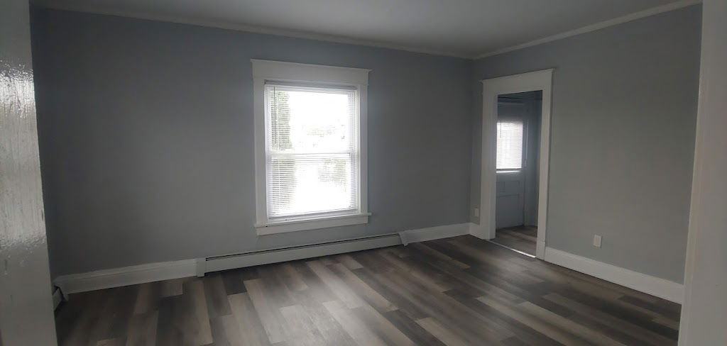 729 Montana Avenue #A - Photo 2 of 8