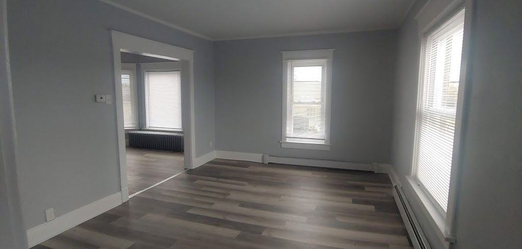 729 Montana Avenue #A - Photo 3 of 8