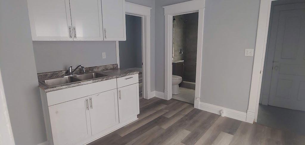 729 Montana Avenue #A - Photo 6 of 8