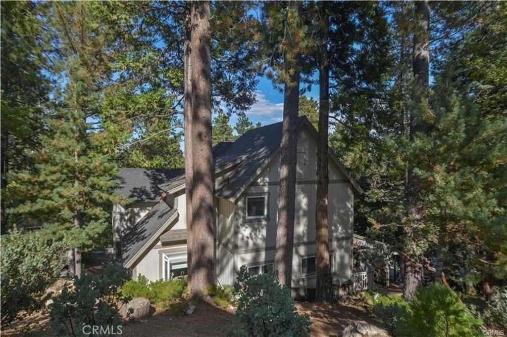 196 Fairway Dr - Photo 6 of 32