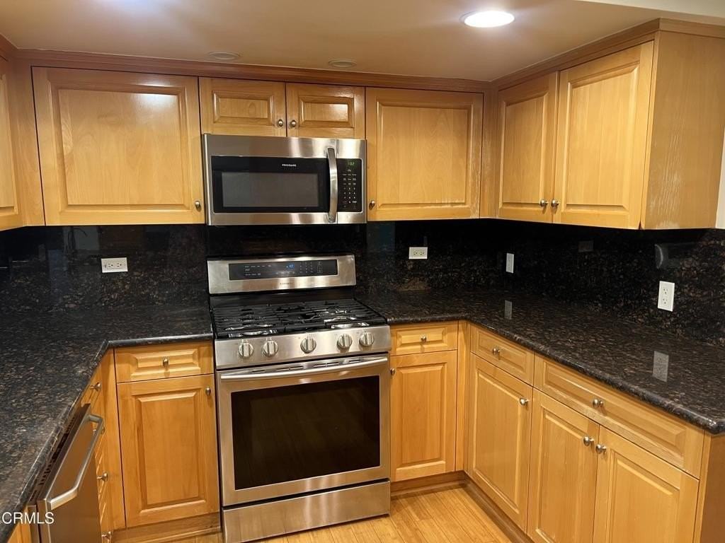 5414 Palm Dr - Photo 3 of 22