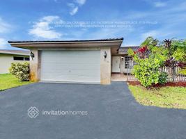 featured image of 1124 N 46th Ave