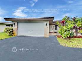 1124 N 46th Ave - Photo 1 of 1