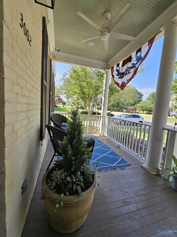 3002 Brook Park Dr Se - Photo 4 of 44