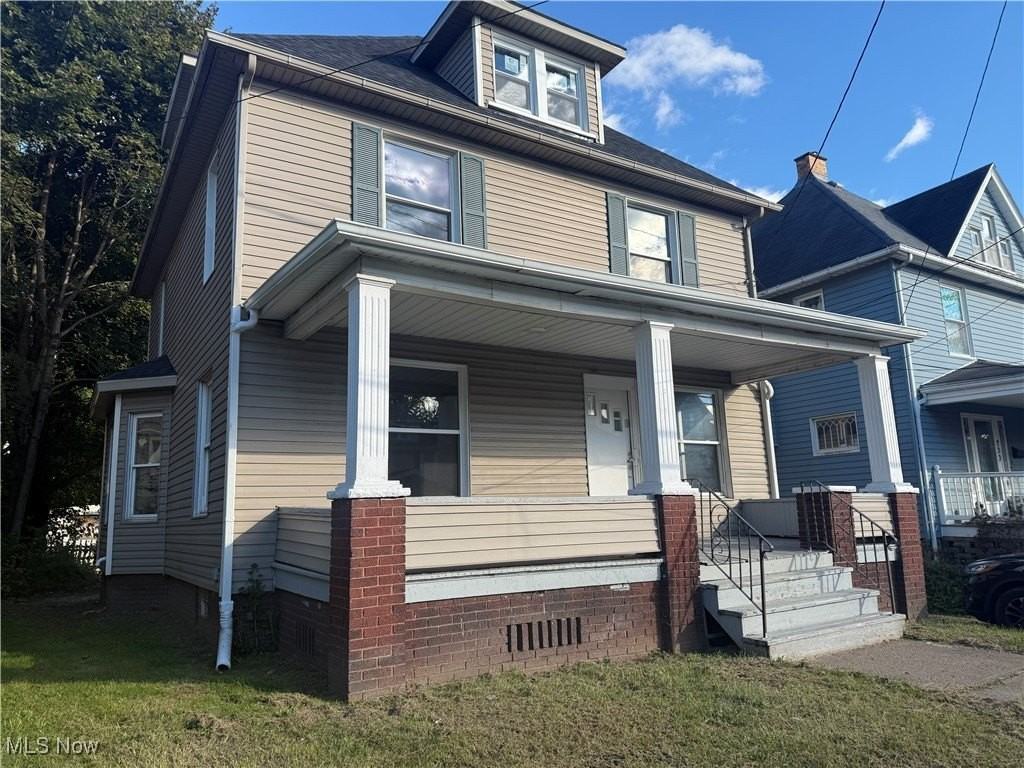 204 Broad Ave Nw - Photo 2 of 31