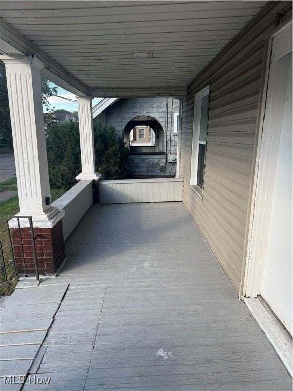 204 Broad Ave Nw - Photo 3 of 31