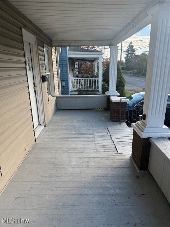 204 Broad Ave Nw - Photo 4 of 31