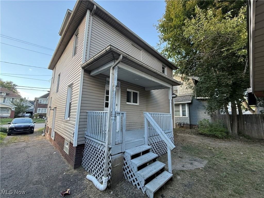 204 Broad Ave Nw - Photo 6 of 31