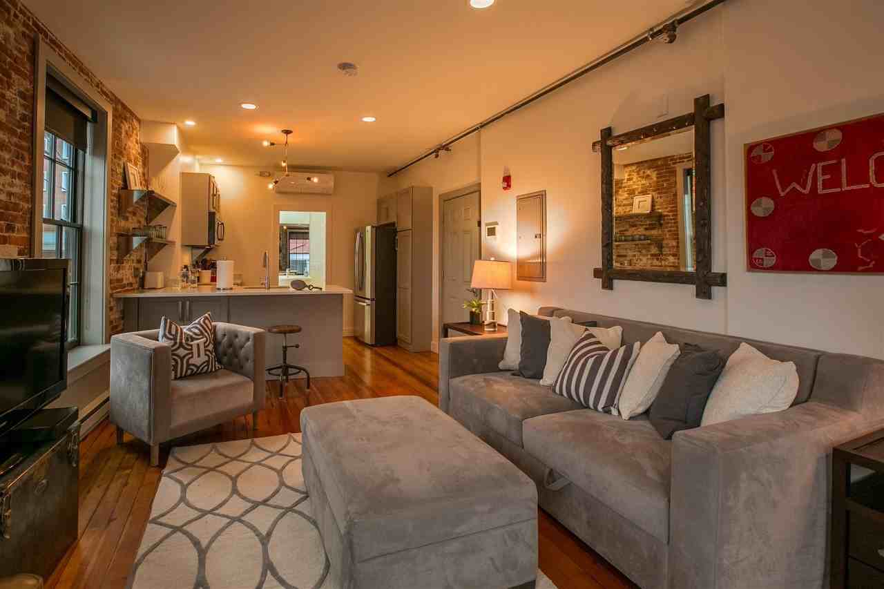 140 Penhallow St #2A - Photo 4 of 7