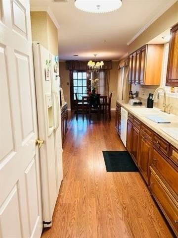 4957 Avron Blvd - Photo 5 of 9