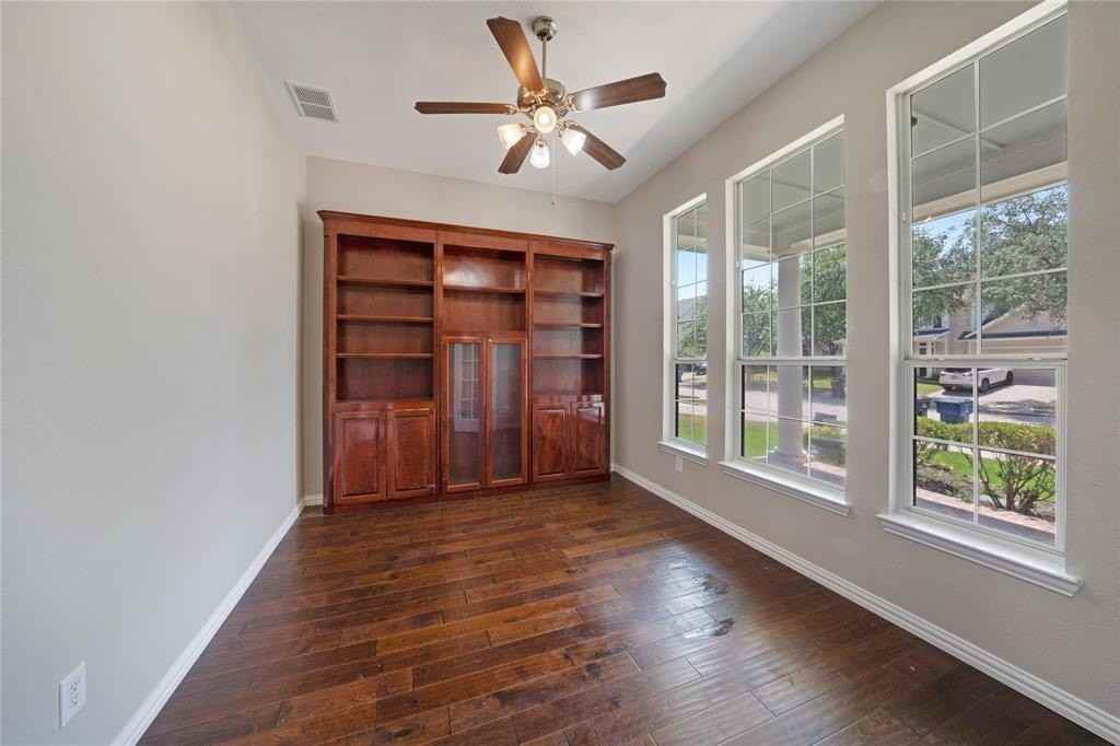 3418 Oakleigh Lane - Photo 5 of 37