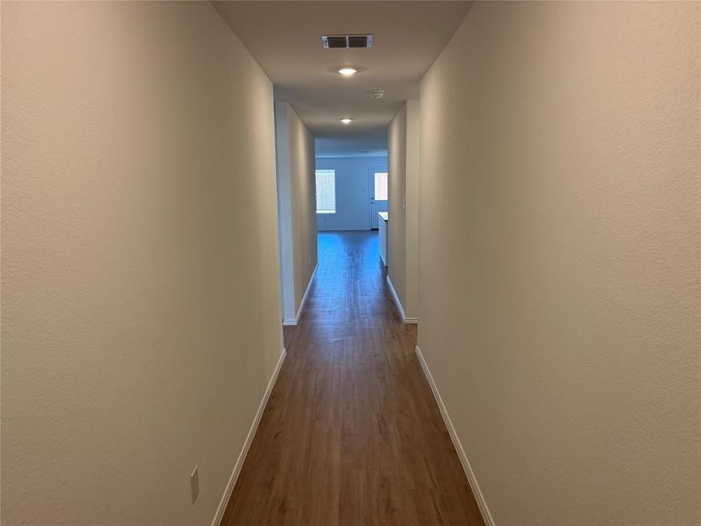 330 Mahogany Ln - Photo 2 of 24