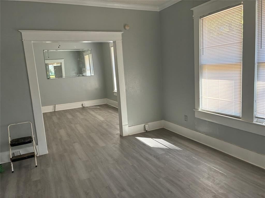 6405 Fairfield Avenue - Photo 3 of 12