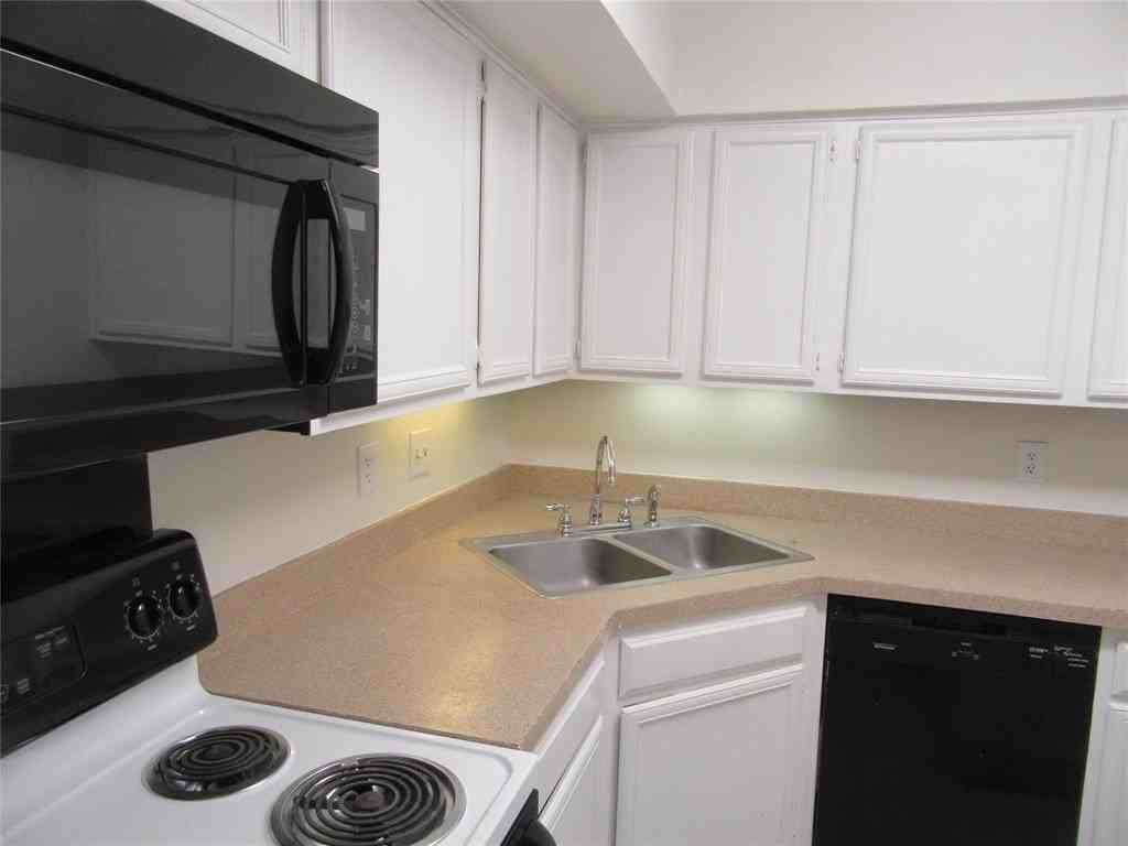 15151 Berry Trl #908 - Photo 4 of 14