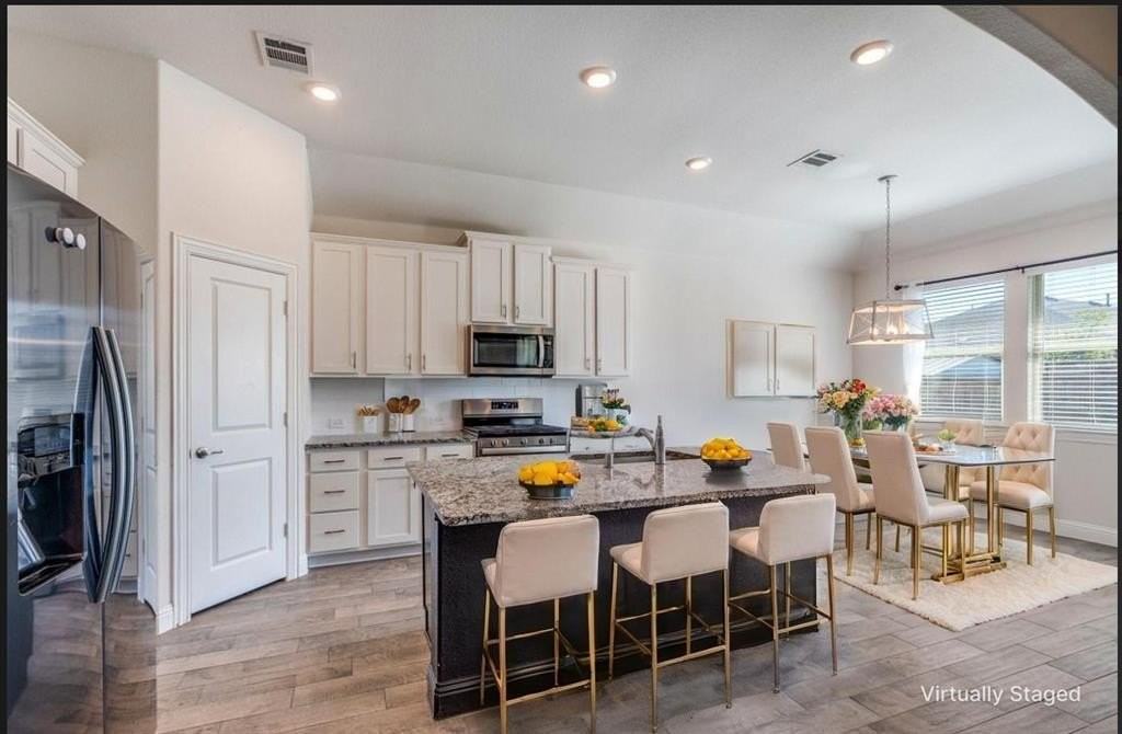 6224 Cheshire Street - Photo 4 of 34