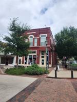 featured image of 203 N Dallas St #203