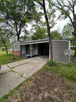106 Circle Dr - Photo 1 of 1