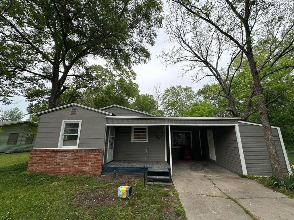 106 Circle Drive - Photo 4 of 10