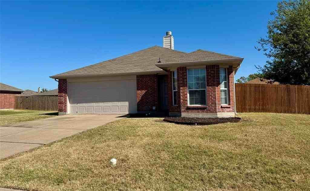 225 Amherst Dr - Photo 2 of 18