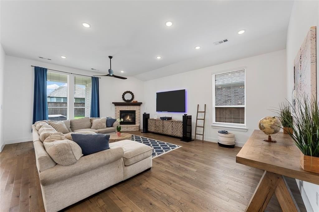 2020 Rhea Ct - Photo 5 of 29