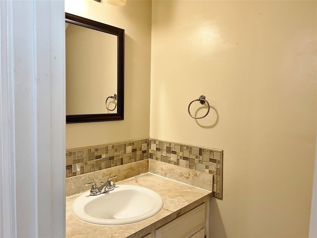 115 Austin Stone Dr - Photo 7 of 15