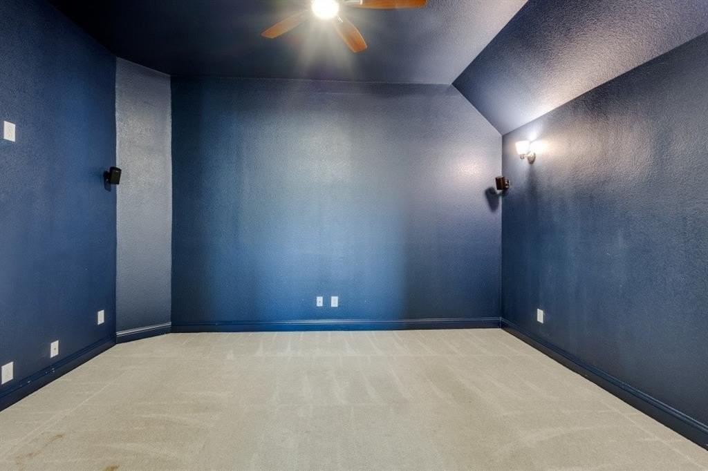 8705 Verona Drive - Photo 5 of 23