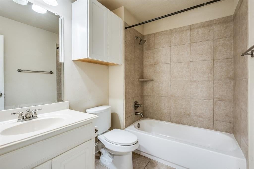 8705 Verona Drive - Photo 7 of 23