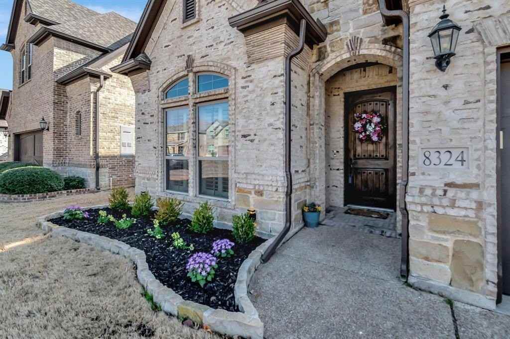 8324 Sandhill Crane Dr - Photo 2 of 31